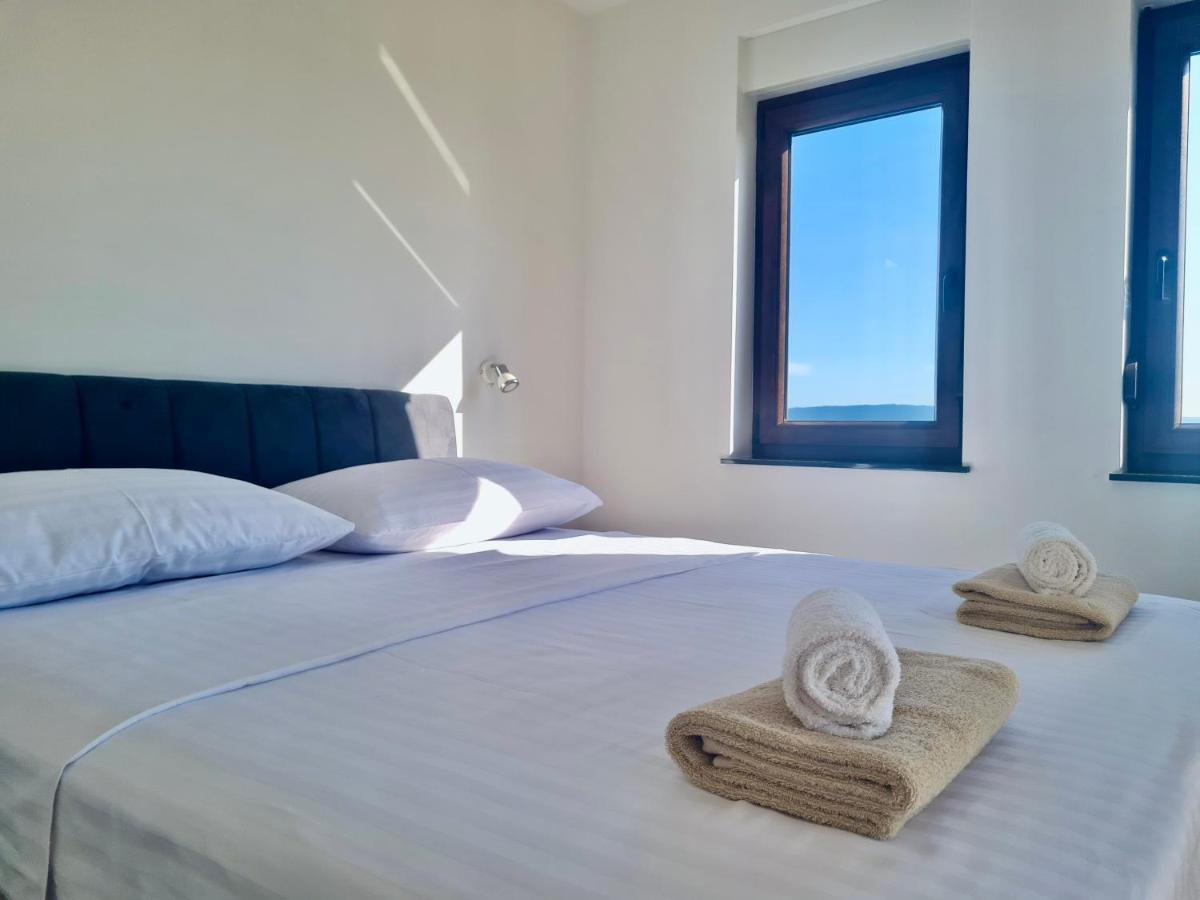 Apartments Sunflower 드라말리 외부 사진
